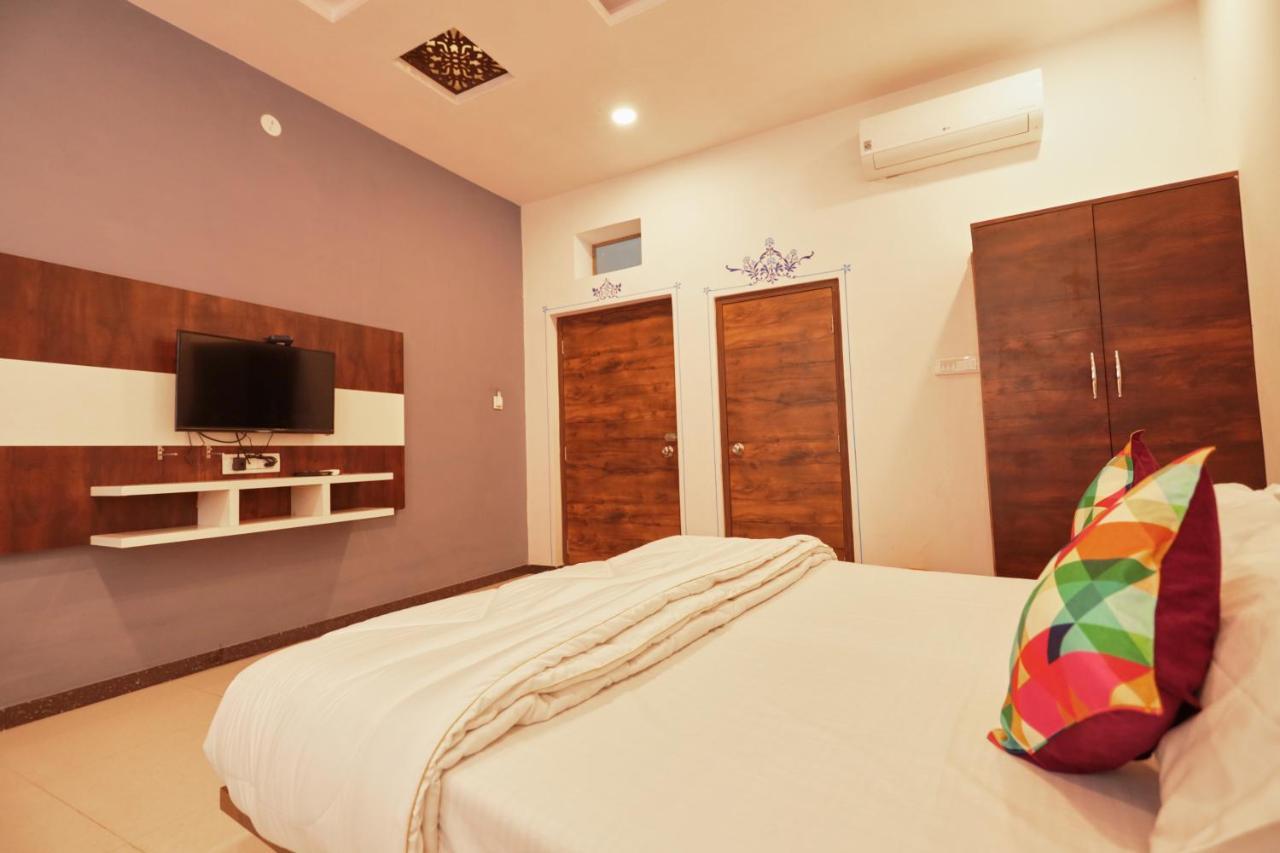 Neev Haweli Hotel Удайпур Екстериор снимка